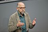Till Steffen (Grüne) sitzt für Hamburg-Eimsbüttel im Bundestag. Dort beschäftigt er sich u.a. mit Verbraucherschutz und Verteidigungspolitik.