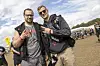 Timo (28, l), Soldat, und Julian (29), Pflegekraft, haben Corona „komplett ausgeblendet“.