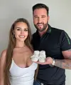 Schlagersänger Michael Wendler und seine Frau Laura Müller. Aus ihrer geplanten Doku-Soap bei RTL Zwei wird nichts.