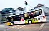 Teenager unter drogen klaut Linienbus – Polizei stoppt ihn