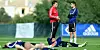 Übungsleiter und Führungsspieler: Tim Leibold (r.) hat seinen Platz bei HSV-Trainer Dieter Hecking sicher.