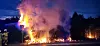 Das Feuer breitete sich rasant aus. Die Retter erhöhten sogar die Alarmstufe.