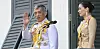 Begeisterter Pilot: Thailands König Maha Vajiralongkorn, mit Beinamen Rama X, mit Königin Suthida.