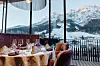 Die Riederalm punktet nicht nur mit Ski in und Ski out Vergnügen, sondern auch mit einer von Gault Millau ausgezeichneten Gourmetpension.