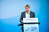 Robert Habeck (Grüne) betonte in Hamburg, dass Deutschland die Luftfahrtbranche nicht für den Klimaschutz aufgibt.
