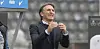 Frust und Enttäuschung stehen Hertha-Trainer Bruno Labbadia ins Gesicht geschrieben.