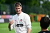 Alexander Blessin gut gelaunt im Training.