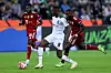 Marcus Thuram (M.) wurde von Dayot Upamecano zweimal elfmeterreif zu Fall gebracht.