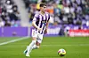 Ivan Fresneda von Real Valladolid am Ball.