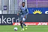 Gideon Jung für den HSV am Ball.