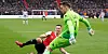 Timon Wellenreuther (r./gegen Robert Bozenik von Feyenoord) mischt mit Tilburg die Liga auf.