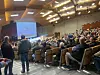 Mitarbeiter der Stadtreinigung bei der Personalversammlung im Audimax