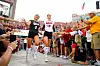 Das Volleyball-Team Nebraska Cornhuskers beim Einlauf vor dem Rekordspiel