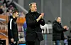 Kasper Hjulmand applaudiert an der Seitenlinie