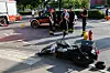 Am frühen Samstagabend krachten in Steilshoop ein Auto- und ein Motorradfahrer ineinander.