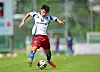 Nicolas Oliveira stoppt den Ball