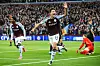 Pau Torres bejubelt ein Tor für Aston Villa