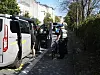 Radfahrerin kracht in Rotherbaum in geöffete autotür – Lebensgefahr