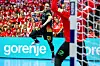 Juri Knorr wirft den Ball
