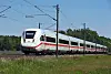 Ein Intercity fährt nahe der Stadt aus Hamburg kommend in Richtung Berlin.Von diesem Samstag an wird auf der Schnellfahrstrecke zwischen Berlin und Hamburg gebaut.