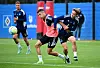 Die HSV-Nationalspieler Anssi Suhonen (r.) und László Bénes.