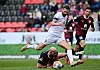 Guido Burgstaller schießt das 2:1 für St. Pauli in Ingolstadt.