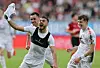 Mit seinem Tor in Wiesbaden machte Danel Sinani den FC St. Pauli zum Zweitliga-Meister.