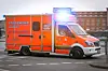 Ein Rettungswagen im Einsatz (Symbolbild).