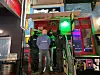Ein mutmaßlicher Dealer wird aus dem „Knallermann“ abgeführt.