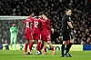 Liverpool-Spieler feiern Florian Wirtz