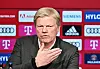 Oliver Kahn bei der Pressekonferenz des FC Bayern München