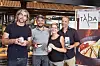 Die Gründer Jessica und Matthias Bruckhoff mit ihren Investoren Nils Glagau (l.) und Steffen Henssler
