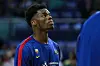 Basketballer James Nnaji vom FC Barcelona beim Aufwärmen