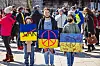 Die Veranstalter schätzen über 5000 Teilnehmer bei der Ukraine-Demo am Jungfernstieg.
