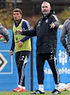 HSV-Trainer Tim Walter beim Training
