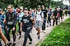 Gute Laune am Start – wie es wohl 100 Kilometer weiter aussieht?