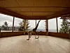 Yoga-Einheiten auf dem Yoga-Wheel fördern im Natur- und Wellnesshotel Höflehner die Konzentration und den Gleichgewichtssinn