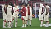 Profis des FC Bayern beim Warmlaufen
