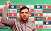 Zsolt Löw bei der Pressekonferenz vor dem Pokalspiel gegen Stuttgart