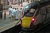 Forensische Ermittler stehen auf dem Bahnsteig des Bahnhofs Huntingdon in Cambridgeshire.