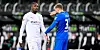 Marcus Thuram (li.) spuckte seinem Gegenspieler Stefan Posch nach einer Meinungsverschiedenheit ins Gesicht.