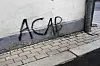 An eine Hausfassade wurde „ACAB“ gesprüht