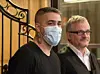 Anis Mohamed Youssef Ferchichi, bekannt als Rapper Bushido, mit seinem Anwalt vor dem Landgericht Berlin.