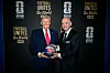 Donald Trump und Gianni Infantino schauen glücklich