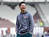 Ryo Miyaichi hat ein gutes Mittel gegen die Corona-Langeweile gefunden.