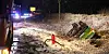 Das in den Graben gekippte Winterdienst-Fahrzeug kurz vor Albersdorf.