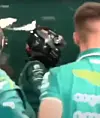 Lance Stroll schubst seinen Physiotherapeuten