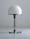 Eine Tischlampe