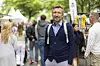 Phillip (44), Leitender Angestellter aus Langenhorn, kann sich eine Stadt ohne Straßenfeste kaum vorstellen.