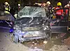 Einer der völlig zerstörten Unfallwagen.